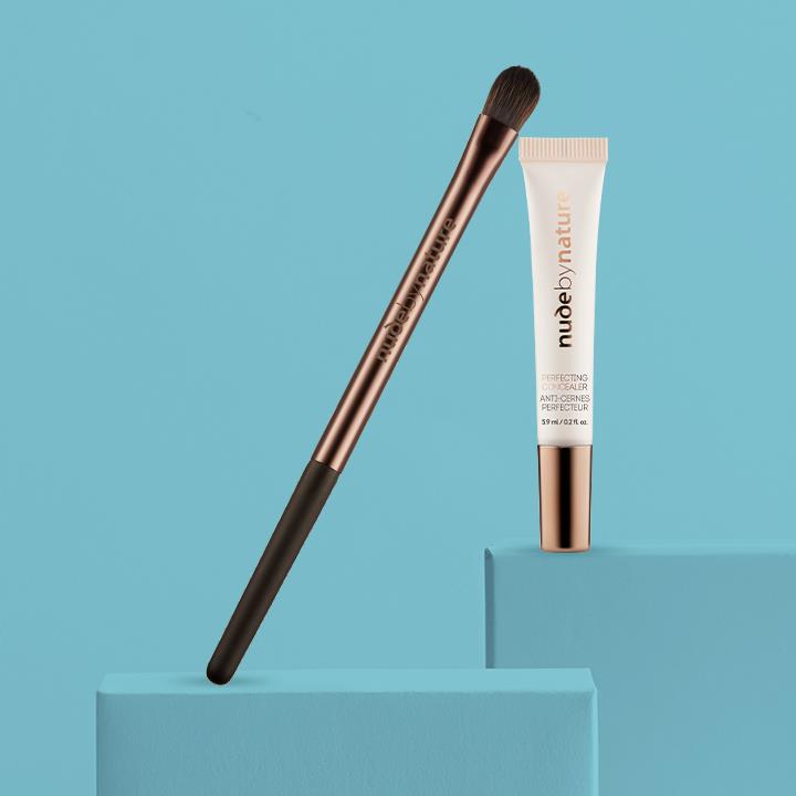 Nude by Nature - Perfecting Concealer & Concealer Brush Duo 02 Porcelain Beige (Former shade name: Light) 02 Porcelain Beige (Former shade name: Light)