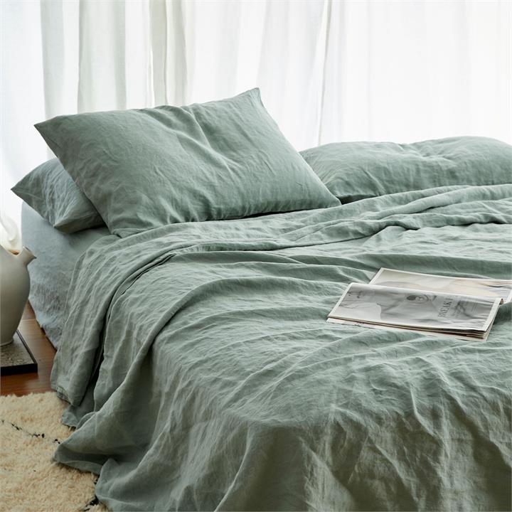 100% pure French linen sheet set in Sage I Love Linen
