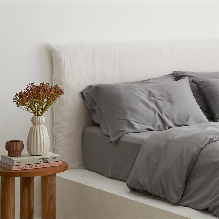 Bamboo Fitted Sheet in Grey I Love Linen